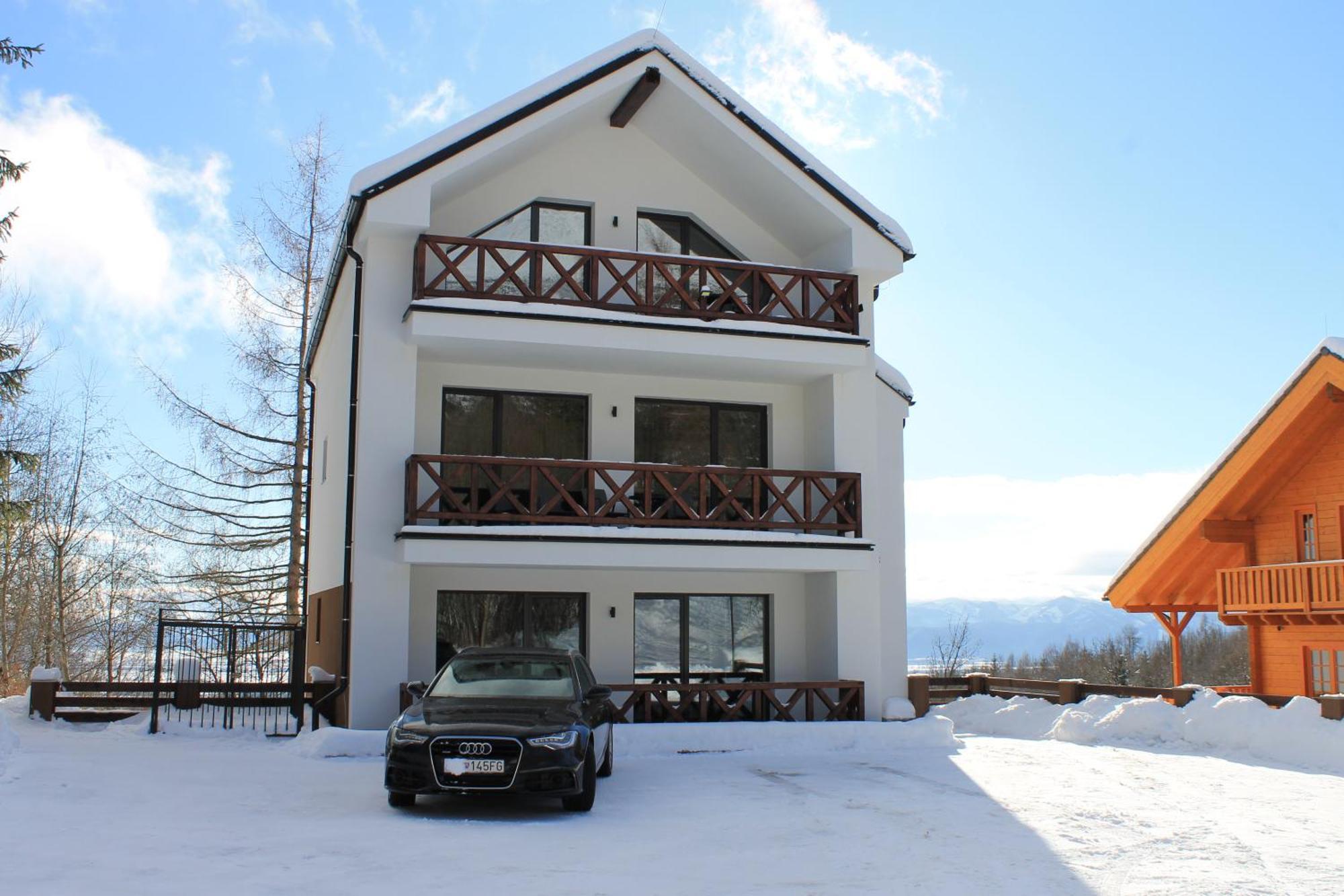 Hellene Snow Stary Smokovec * Vysoke Tatry